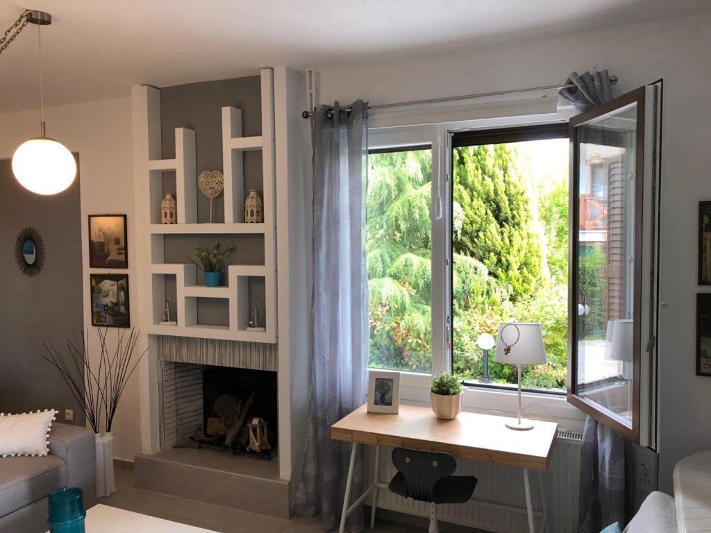 Sofia'S Pearl Beachfront Maisonette Nea Kallikrateia Zewnętrze zdjęcie
