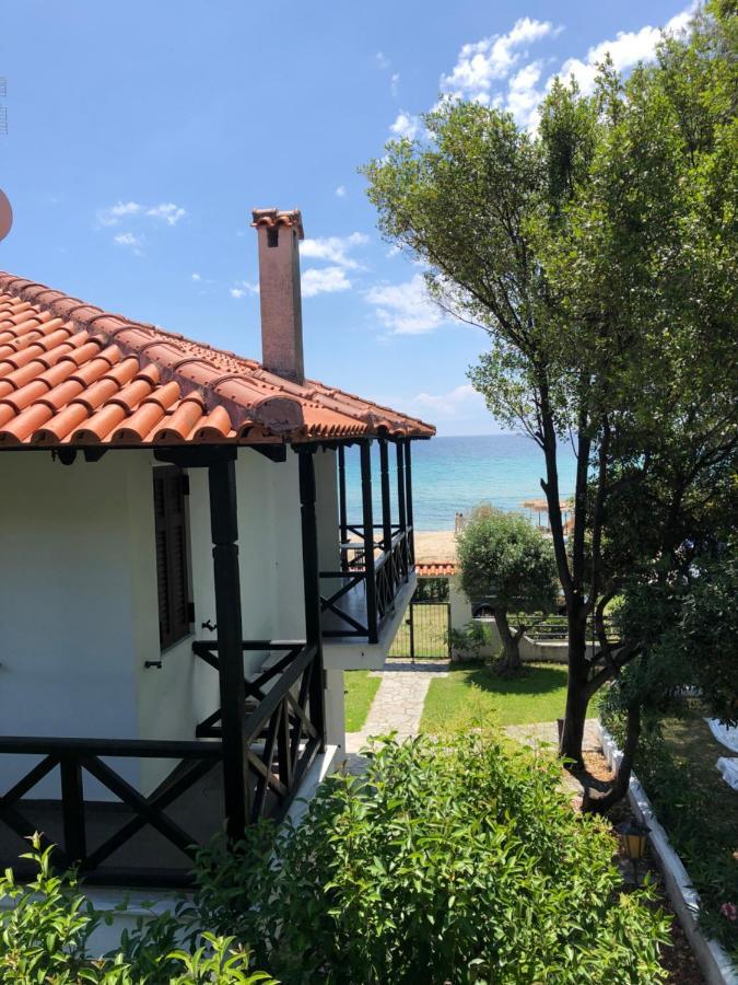 Sofia'S Pearl Beachfront Maisonette Nea Kallikrateia Zewnętrze zdjęcie